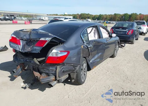 2013 Honda Accord Sdn Sport z USA, uszkodzony, nr VIN 1HGCR2E54DA220083